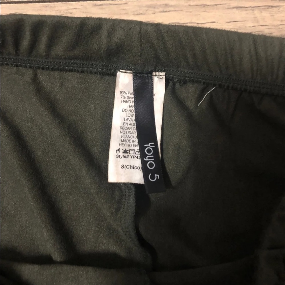 Pants - Picture 2 of 4